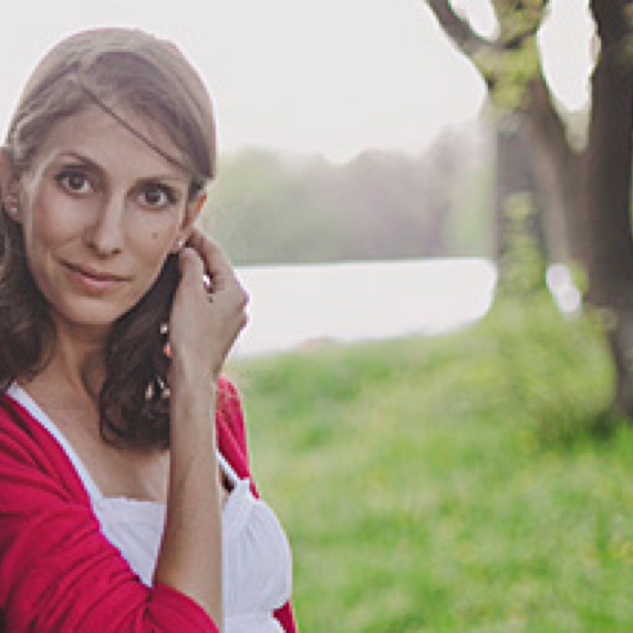 I'm Zita, Zizi is my nickname. I live in Budapest, I'm vegetarian & I love cooking! My blog is about my adventures in the kitchen, during my travels & in LIFE.