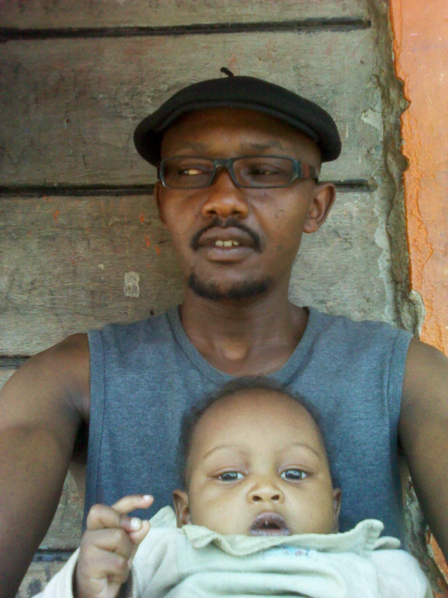 loving father of 2 ,a thinker n a kenyan patriotic damu