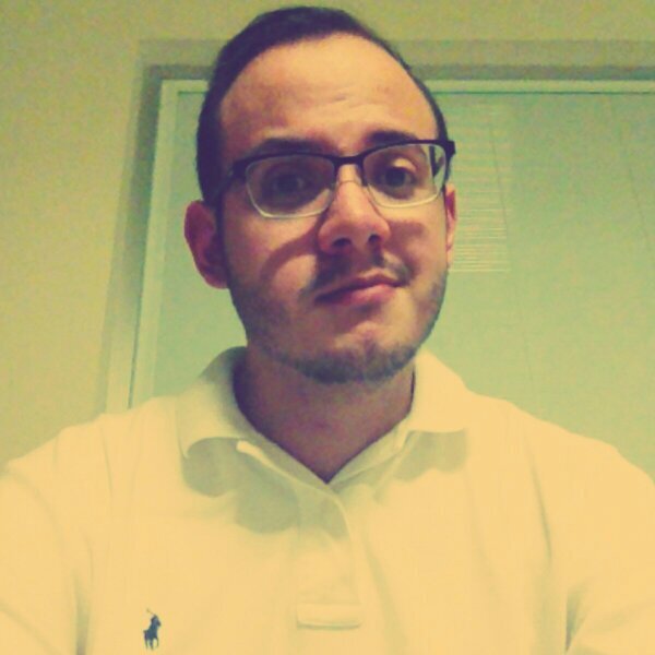 Médico Cirujano. Residente de la Especialidad de Medicina Interna. Agitador de enzimas-catador de contenidos y mosca cojonera con loables intenciones.