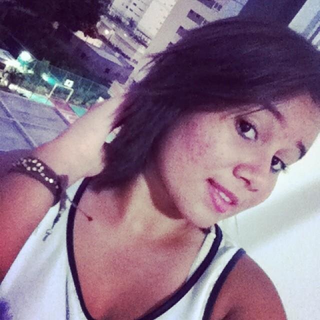 - Quando tomamos consciência do passado, do presente e do futuro, somos capazes de perceber que em cada minuto tudo pode ser transformado . *-*