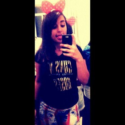 palavras jamais poderão ser comparadas com sentimentos. ♥