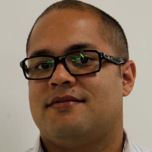 Venezolano. Periodista. Hijo de Arelys y Antonio. Papá de Sebas y Jesús. Disfruto todos los deportes, la buena música y mi familia.