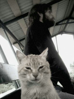 fobos195's profile picture. 