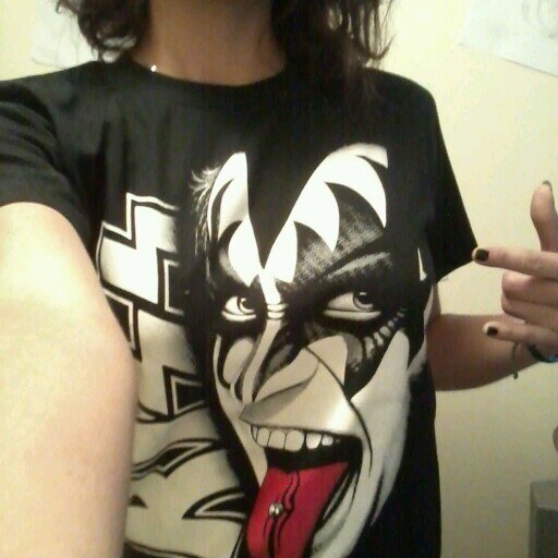 KariBumBumGNR's profile picture. Mom always told me: you're never gonna be normal and neither will your friends she was right, i love being this way..... Music=life.~