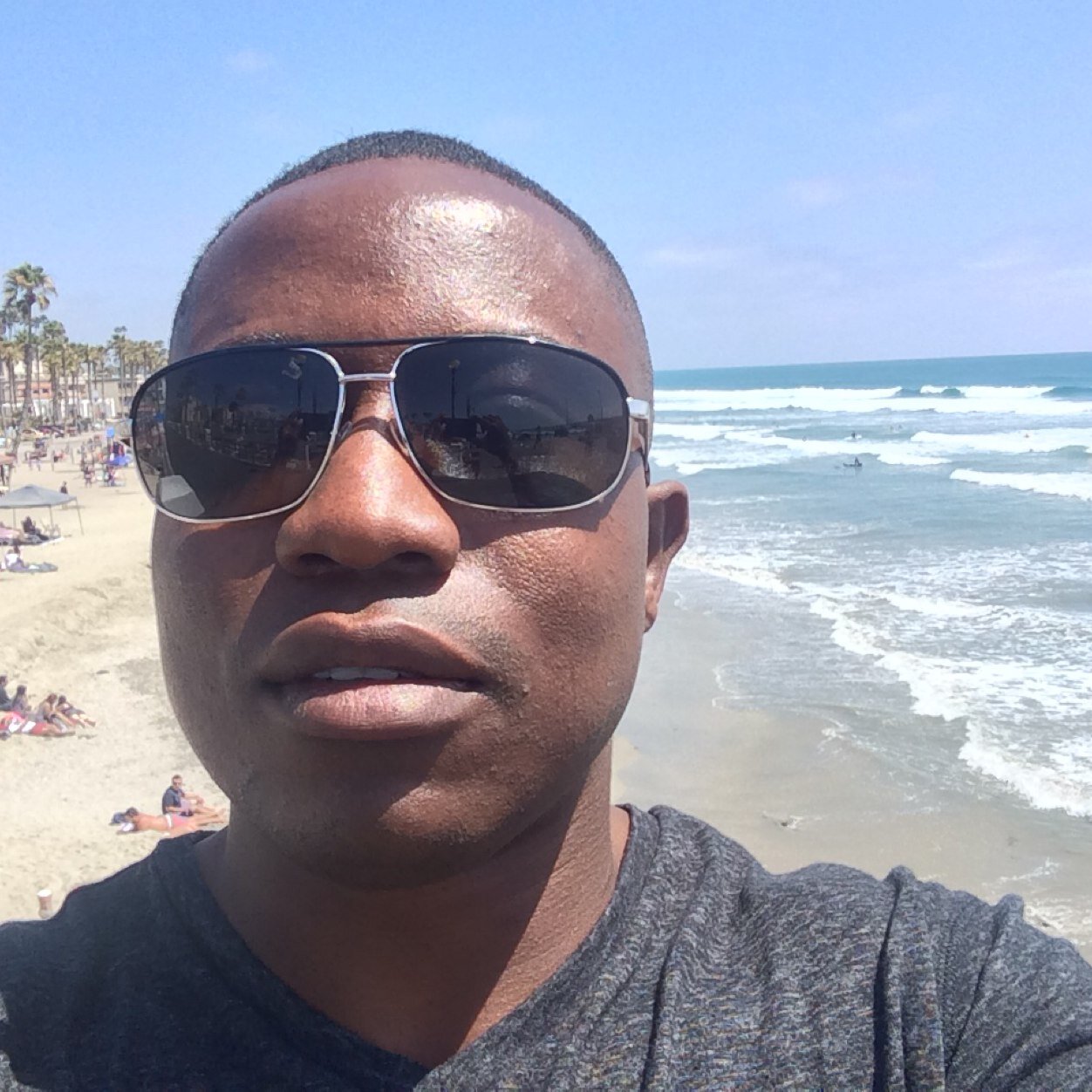 cubeog's profile picture. Live life one day at a time.