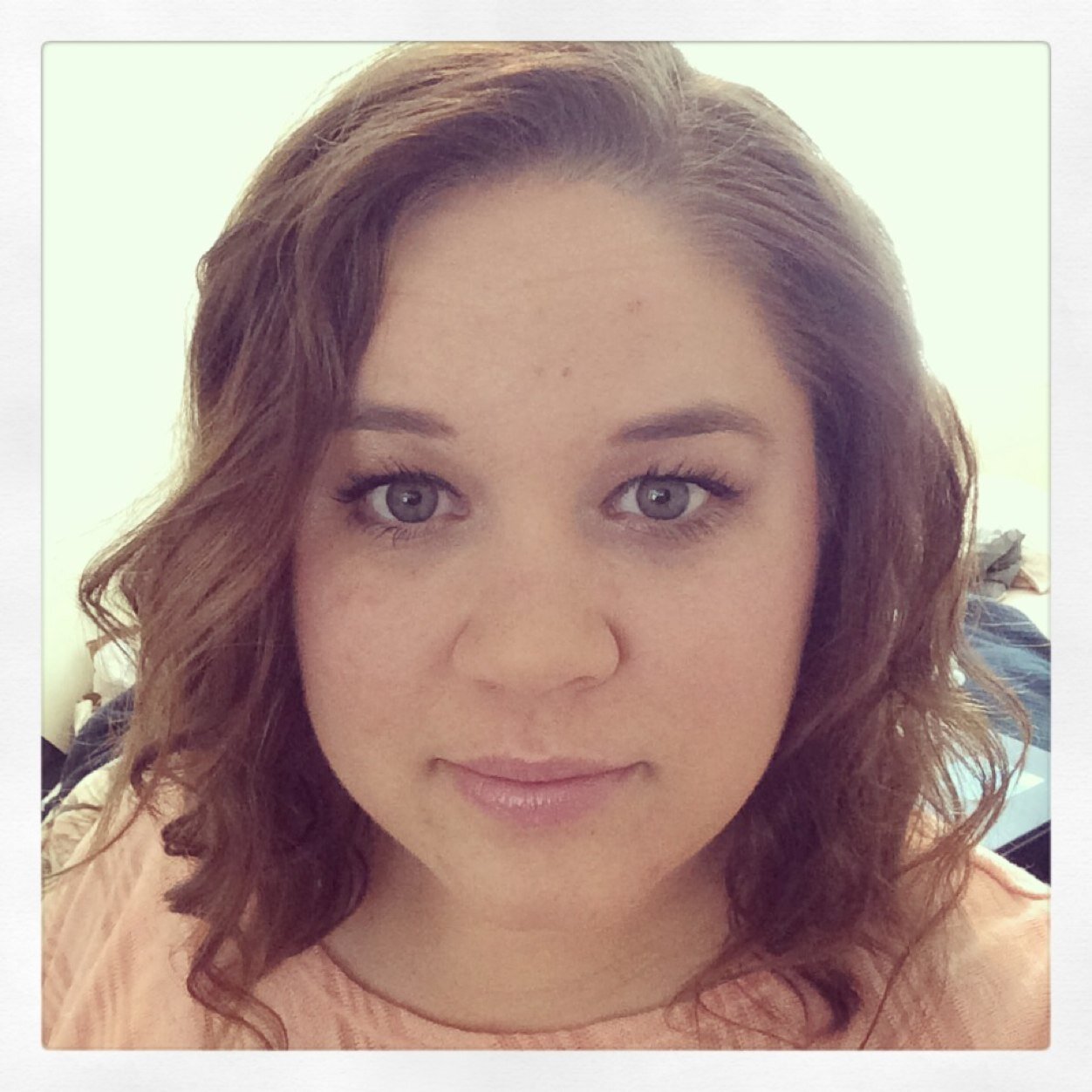 Dont know me???!!!! Follow me and i will tell you about myself :)