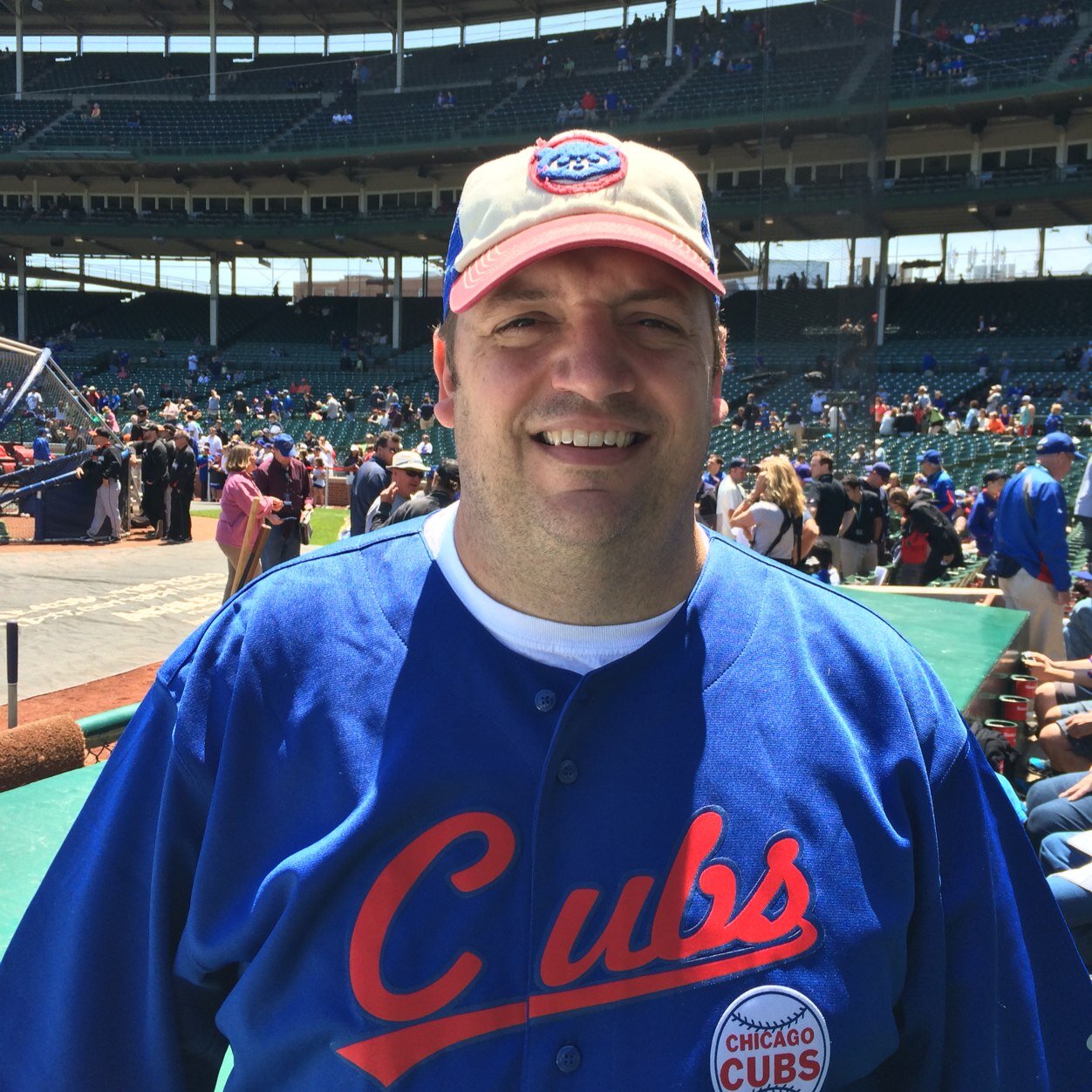 lmont1985's profile picture. Dad, and husband.