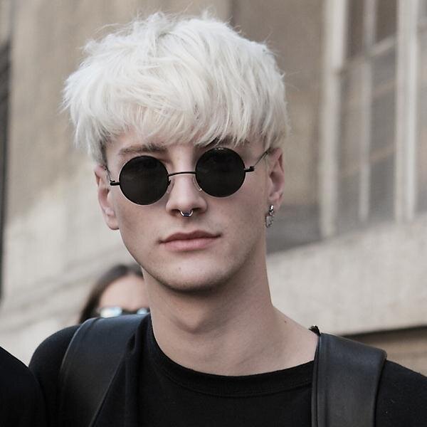 Ciao amici, so di non avere un nick da fake ma rimedierò presto :( Forse