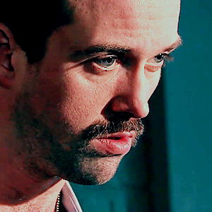 Fansite for actor Emmett J Scanlan (@EmmettScanlan) Known for Brendan Brady (Hollyoaks), Charlie Casanova, BBC The Fall & In The Flesh, GOTG, NBC's Constantine