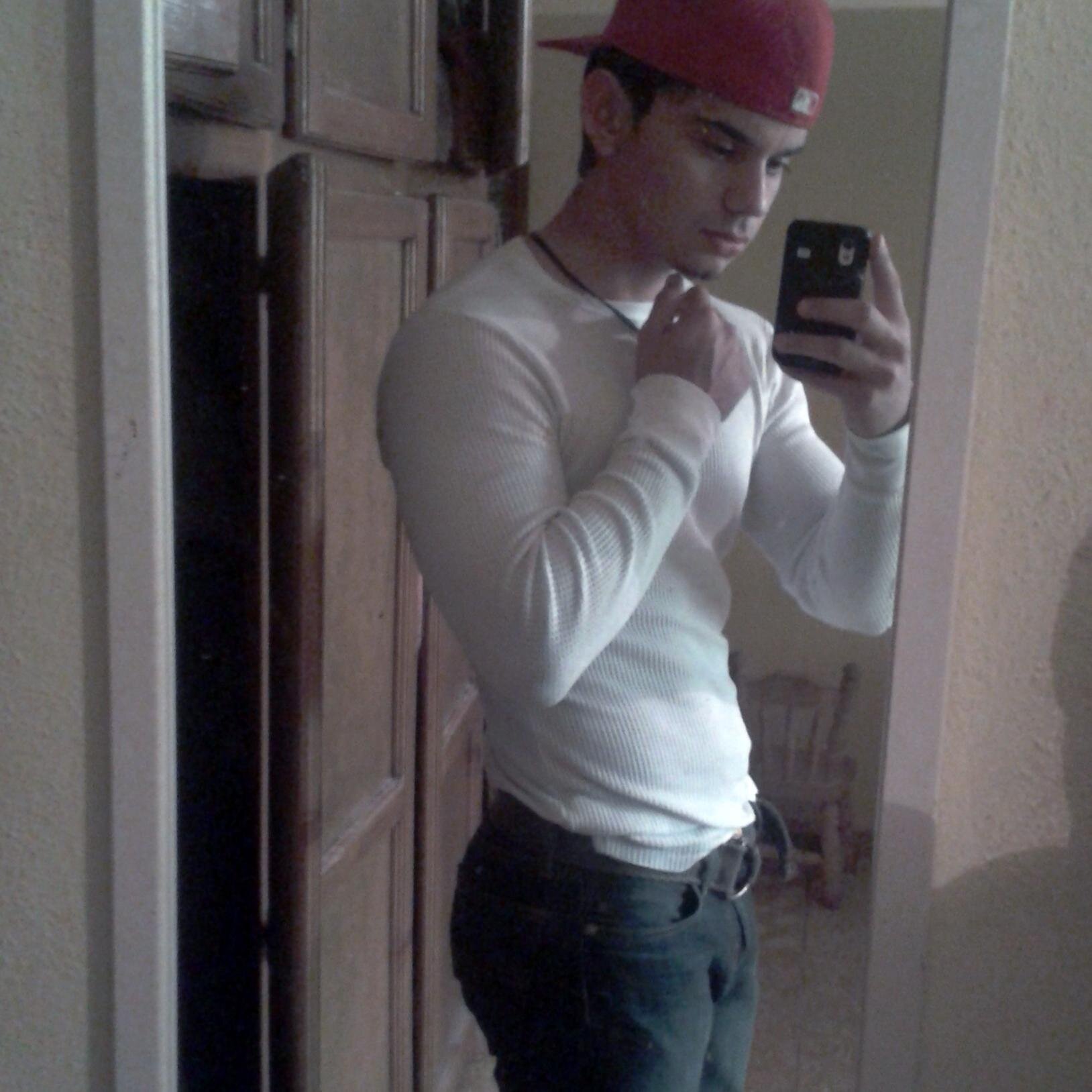 Siganme y los sigo ;)
http://t.co/djLQi27Yjc