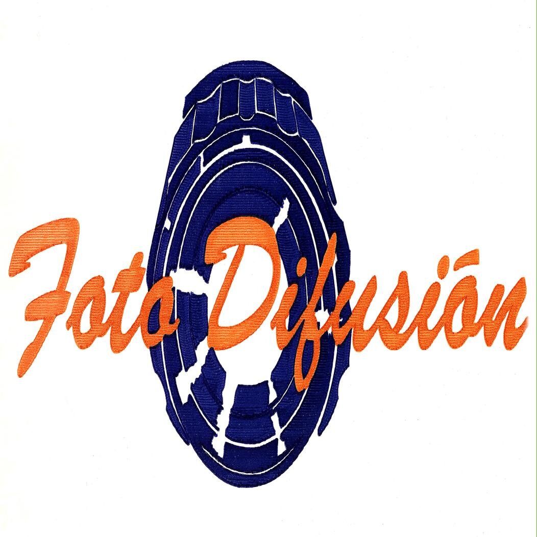 Fotógrafos y fotografia.
Fotos de fiestas, eventos, deportes de motor, books, fotografía a domicilio.
Contacto: 664349450 / pablo@fotodifusion.com