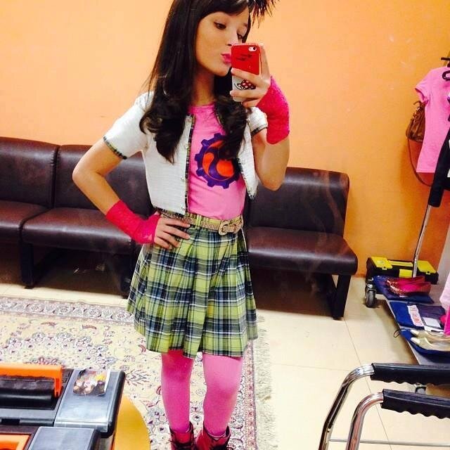Olá amores sou Caroline Dobner fiz este FC pq a minha diva:@larimanoela tem twitter e esse Fc é dedicado a ela por isso respeitem a minha colaboração com ela...