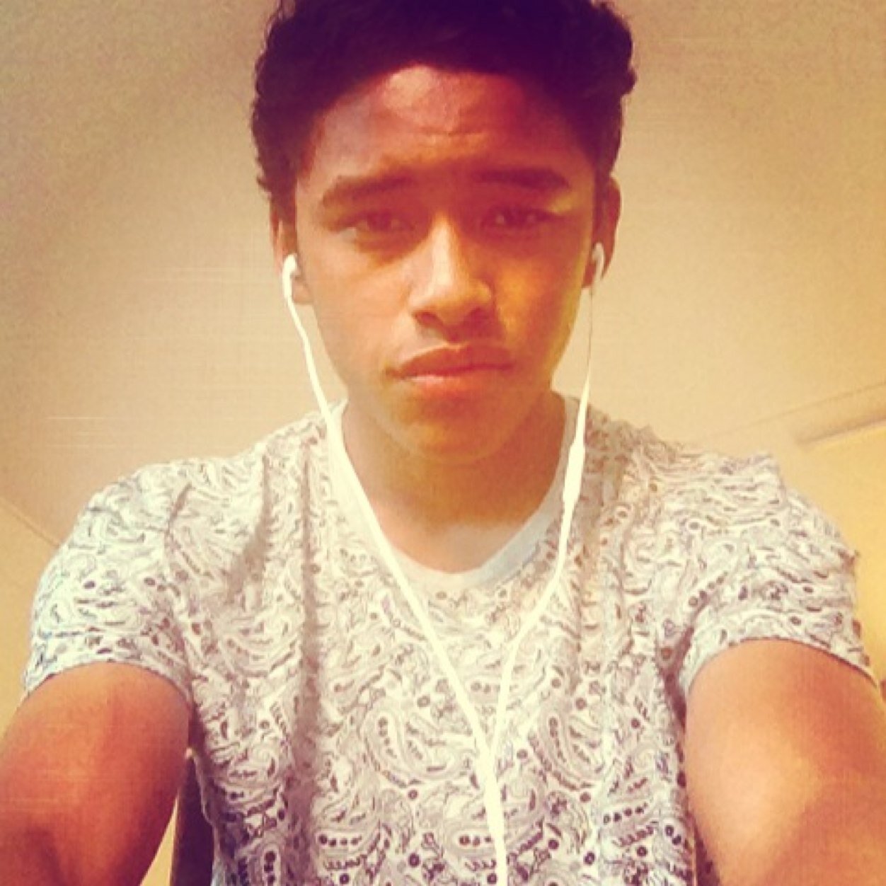 AKSM 2133824 // RohdaRaalte C1 // #3 // Reggae, R&B en RAP // LOVEEE // ECHTE WUARBANARAN