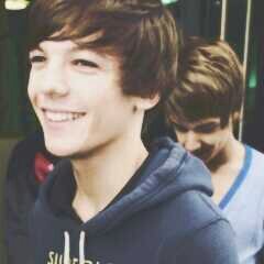 17 anni, gay, single, solo.