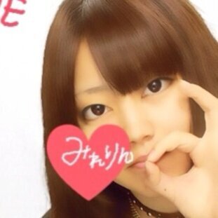 SHINeeとSuerJuniorをしているただのぴょんてです♡福島県に住んでる春から就職です。