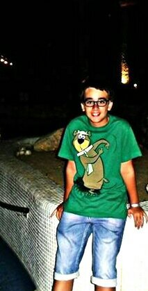 Persona de un lugar llamado mundo,amigo de mis amigos,gran amante de los videojuegos y jugador de PS3.