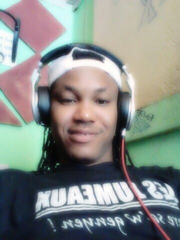 the official Gdolph bonbeat twitter page , producer , ing , beat maker vocalist tel;50936113140