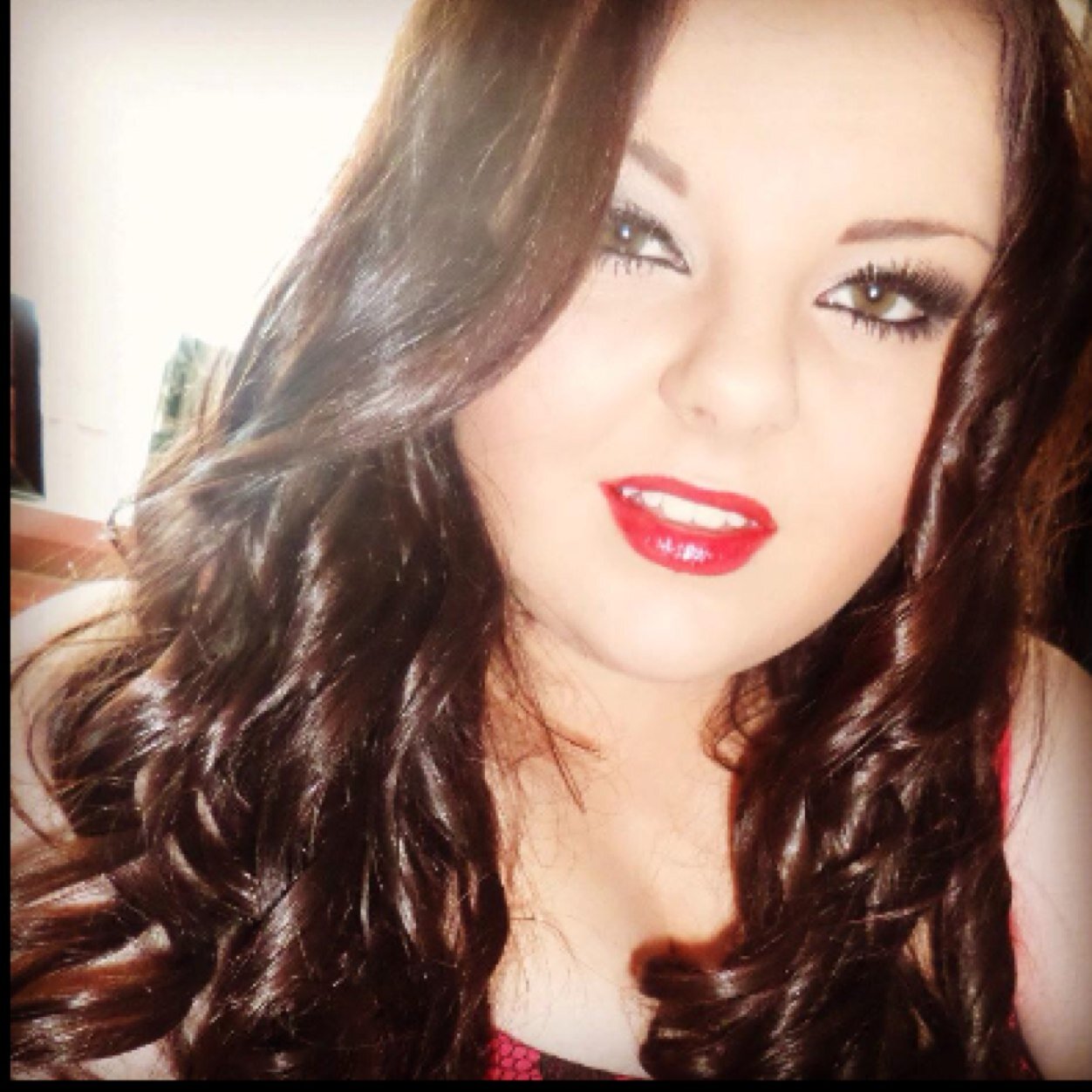 Follow&ill follow back! Dream as you'll live forever, live as if you'll die tomorrow.