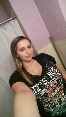 Kayla_Nicolee21's profile picture. 