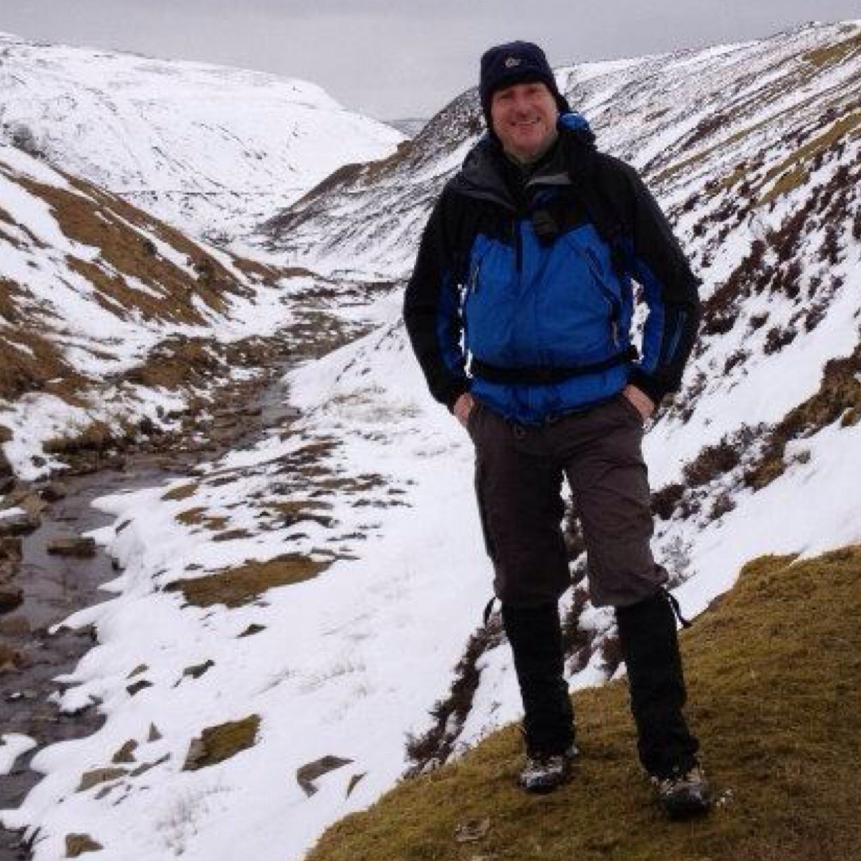 Office furniture and ergonomic seating specialist, with a passion for hillwalking and real ale.