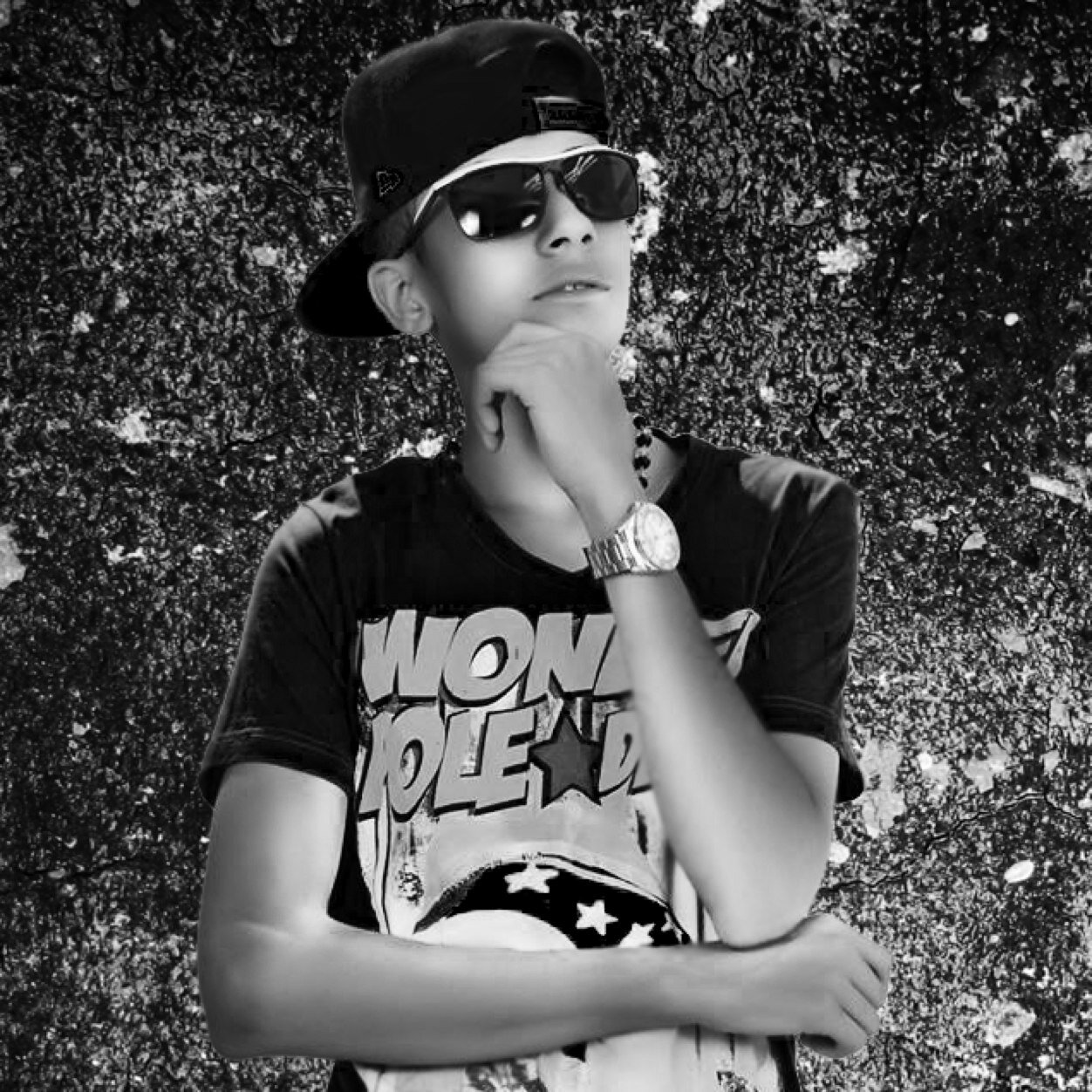 artista urbano colombiano DJ official: @dj_elen_official instagram: http://t.co/ECFkqCSynC contrataciones: jrussi123@hotmail.es movil: +57 3127794710