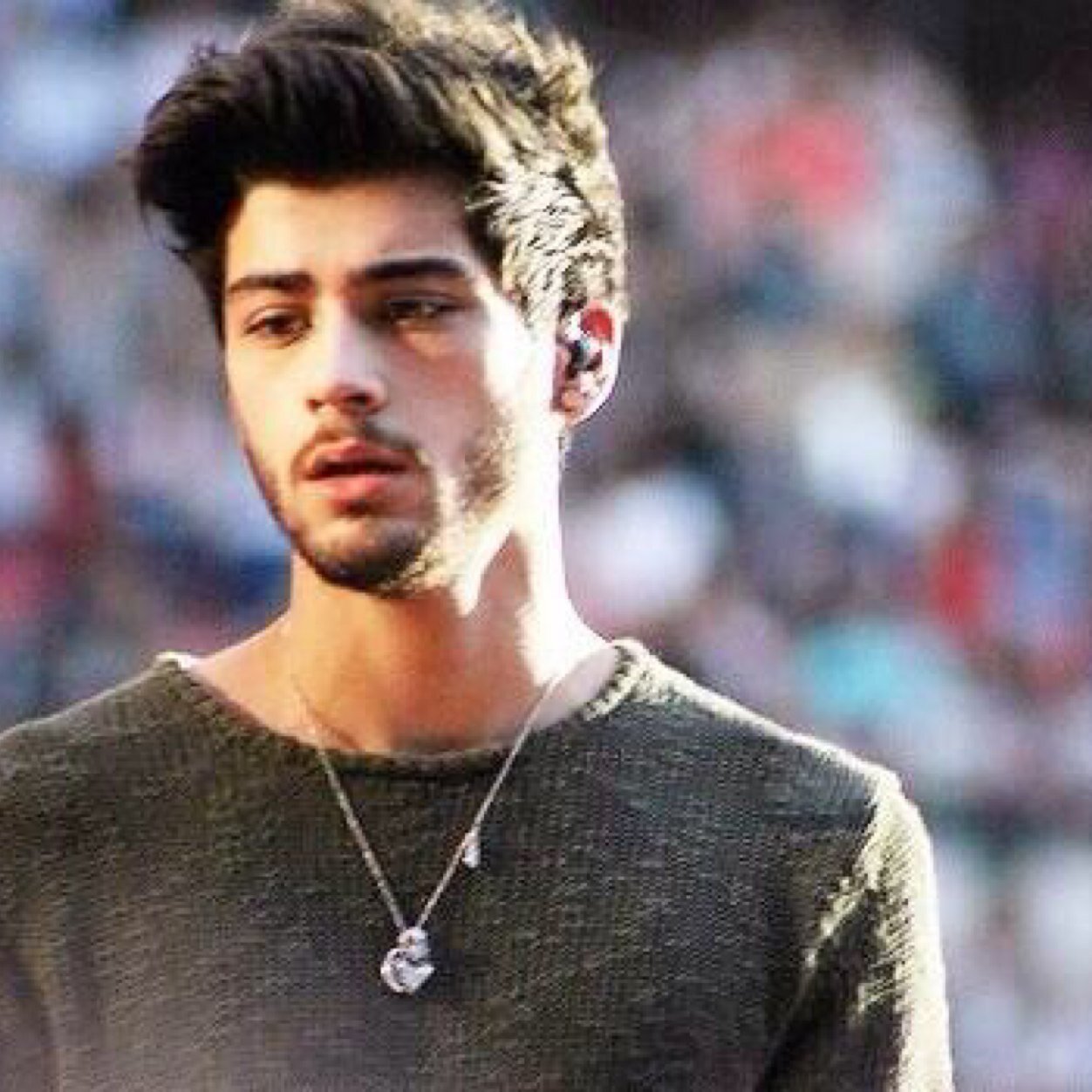 PLEASE FOLLOW @burrberry_harry :)