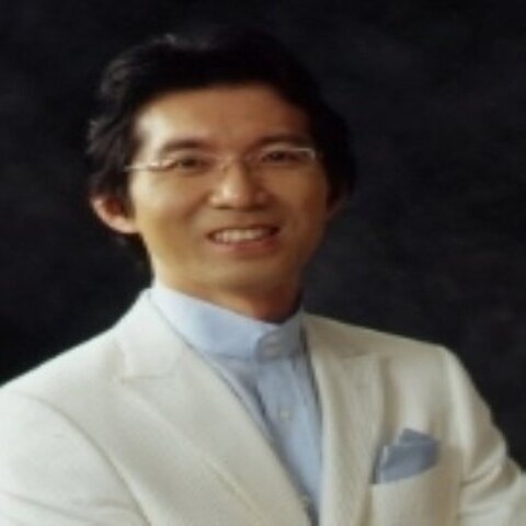 ひとりの時間をこよなく愛し、大好きな土地で穏やかに地味〜に暮らしています。思考も言動も変わりなので  絡みづらいとは思いますが　にせずお付き合い下さる方はどうぞよろしくおねがいします。