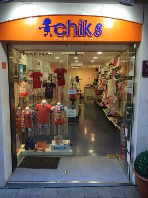 Tienda de ropa infantil de primera puesta a 8 años. Tenemos: TucTuc, Mayoral, babynigth, calamaro y mas...