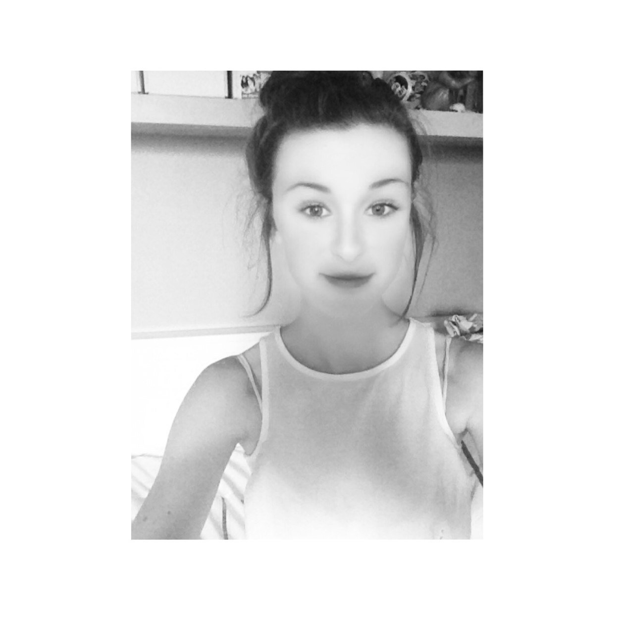 Just a teenwho's obsessed with Instagram,Facebook,bbm,twitter& tumblr photography
