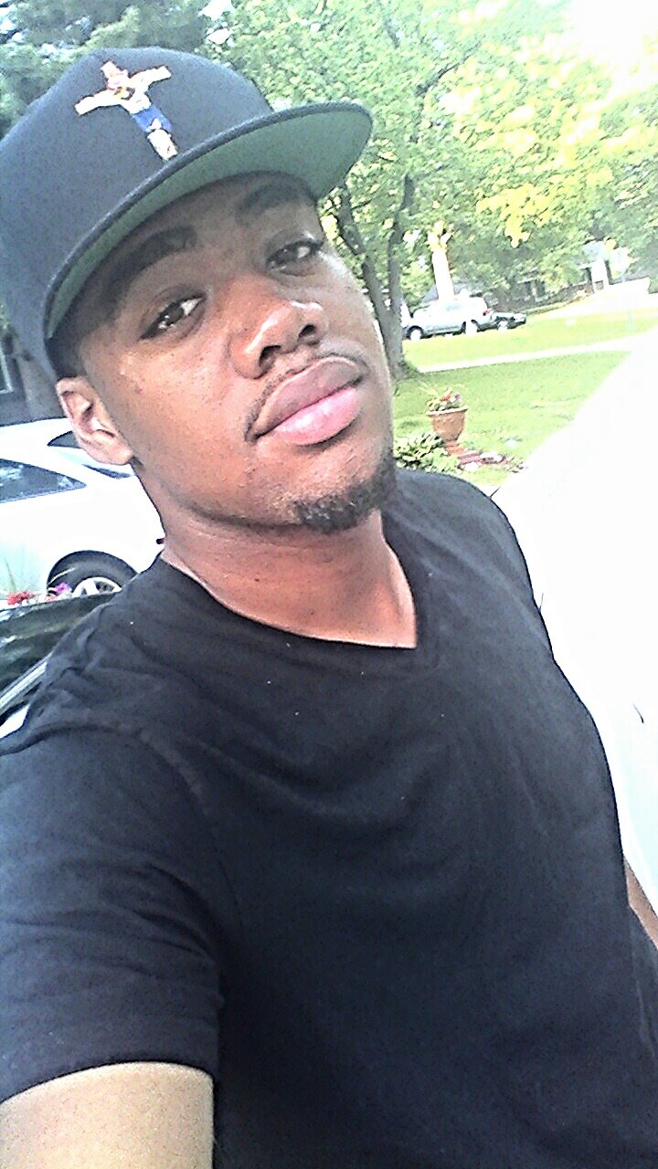 I'm just tryin 2 find my way! ...q+_+p... missin mine's R.I.P. Grandma & Vonte!!! Life will never n tha same.