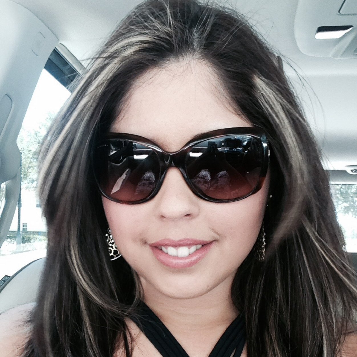 alcira24's profile picture. 