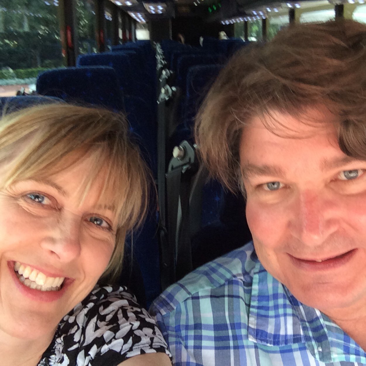 yvettetestut's profile picture. American Kiwi, mom of 4 amazing kids, married to my best friend, huge fan of NHE/RISD, and a Creative Memories Advisor