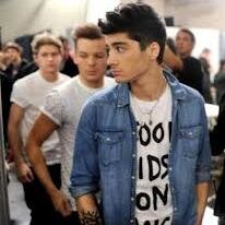 AmberArble's profile picture. I'm a HUGE fan of 5SOS,One Direction, Little Mix, and food!!!!hahaha:)