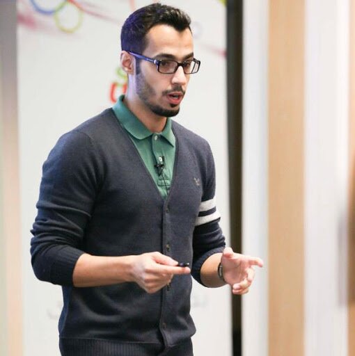 طالبة جامعية #متفائله واهم شئ اقوله لك خليك بسيط بتنبسط