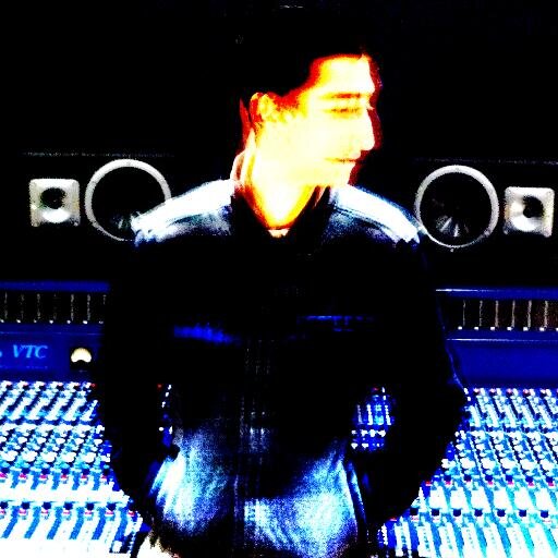 Music Producer | Music Mind EP | 20 | #TheTakeover2015 | Check the Soundcloud @ZemerzMusic