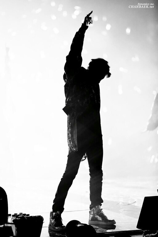 Give me Chanbaek and I'll be happy