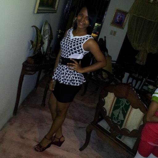 -Primero Dios 
Love mis Fustraciones : #MozartLapara ♥ #RomeoSantos #BlackPoint #ElMayor #MyPoe #ShadowBlow #Rihanna-DiamOnd ♥