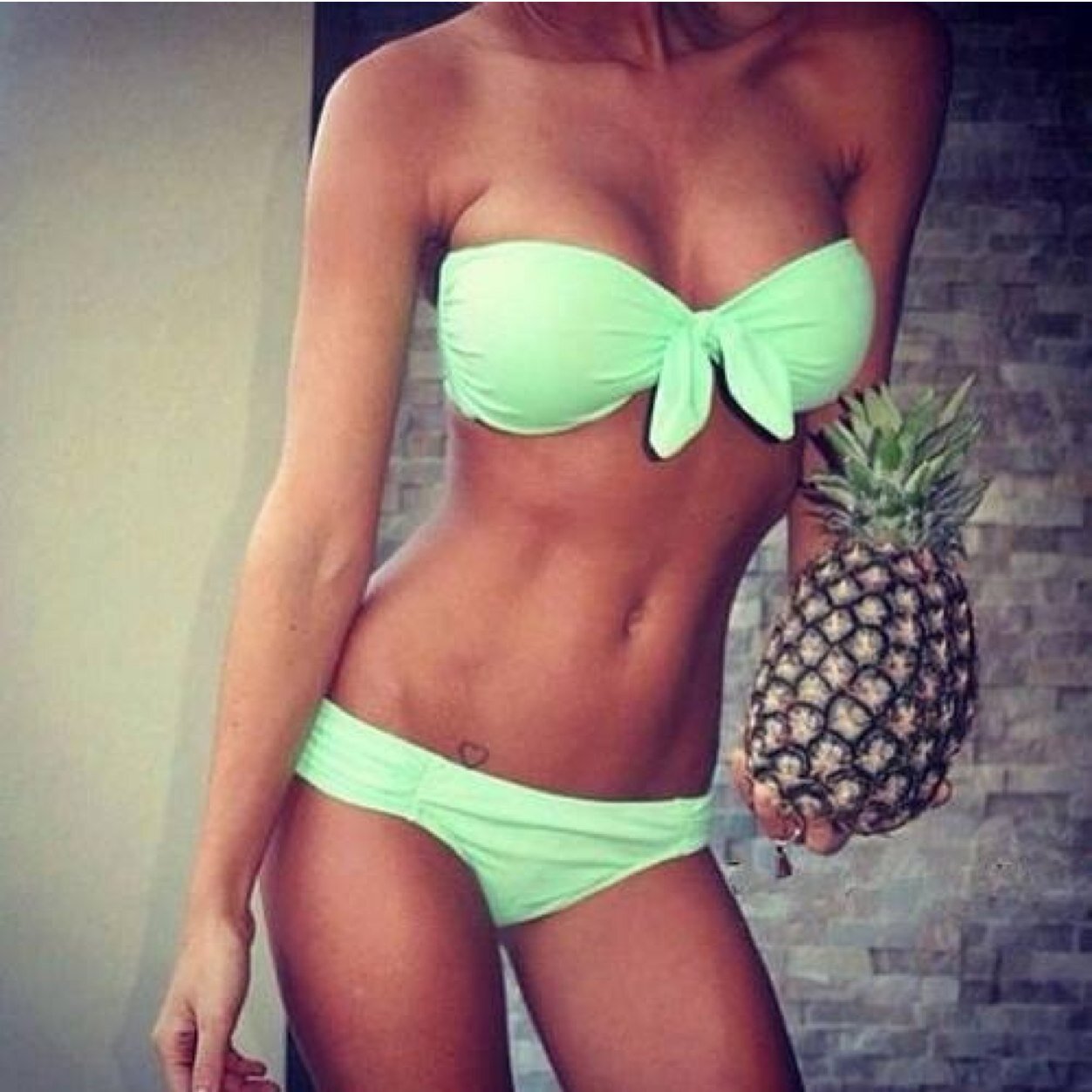 ThatPerfectTan's profile picture. ☼ to conquer your flaws, you must first accept them ☼