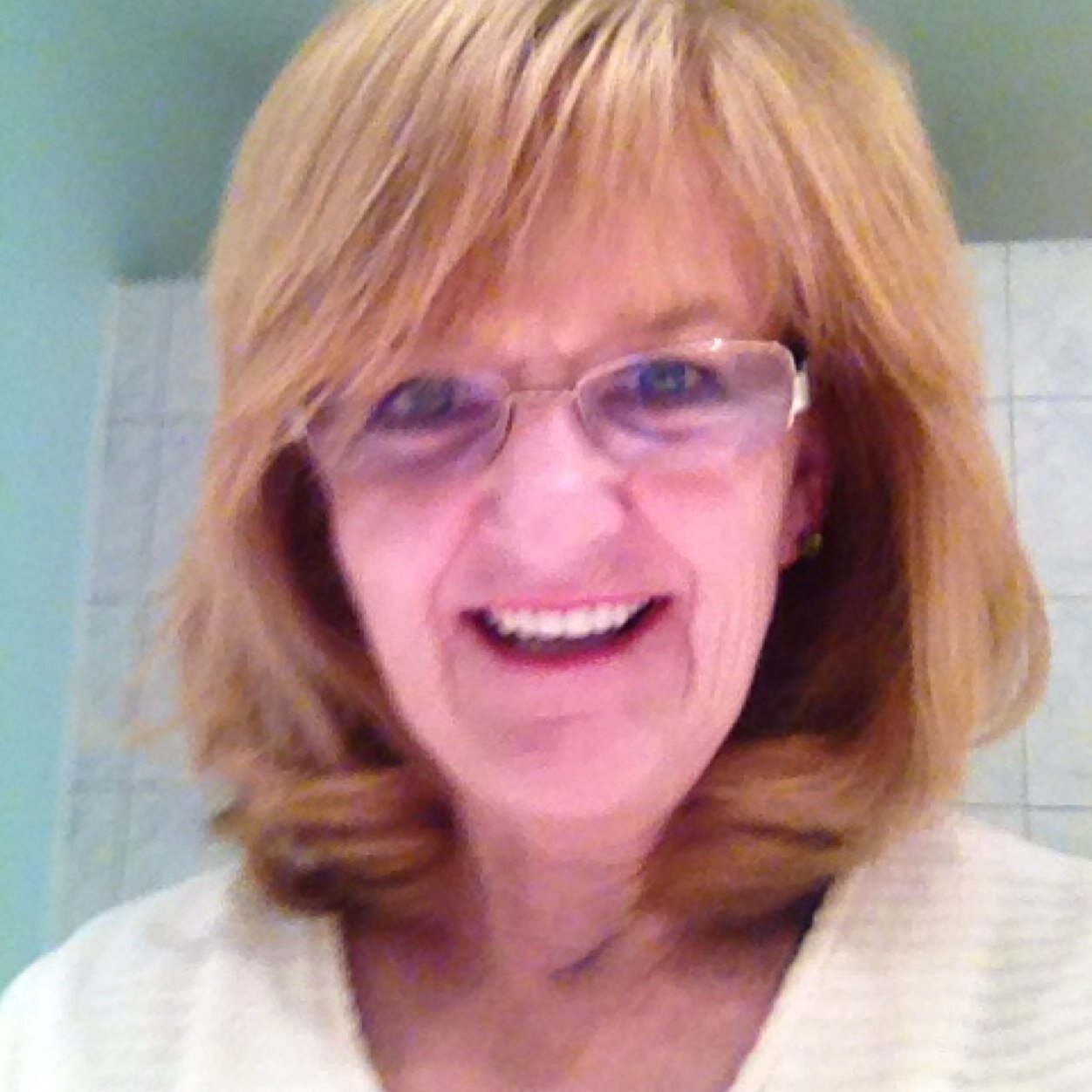 lcamilli42's profile picture. Owner UpperLevel Hairstyling, Regional Consultant for Ambit Energy