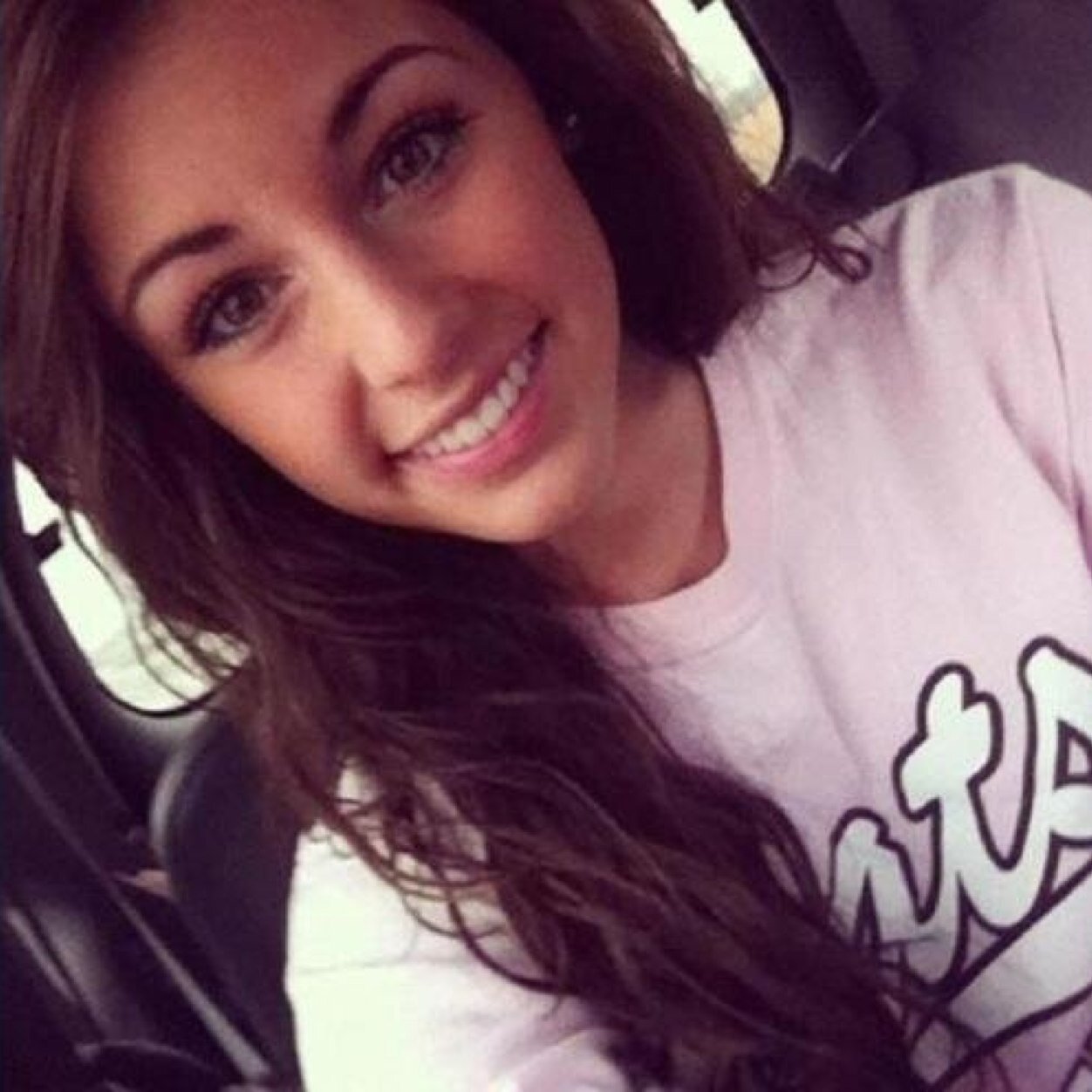 If youre reading this, were dating :3