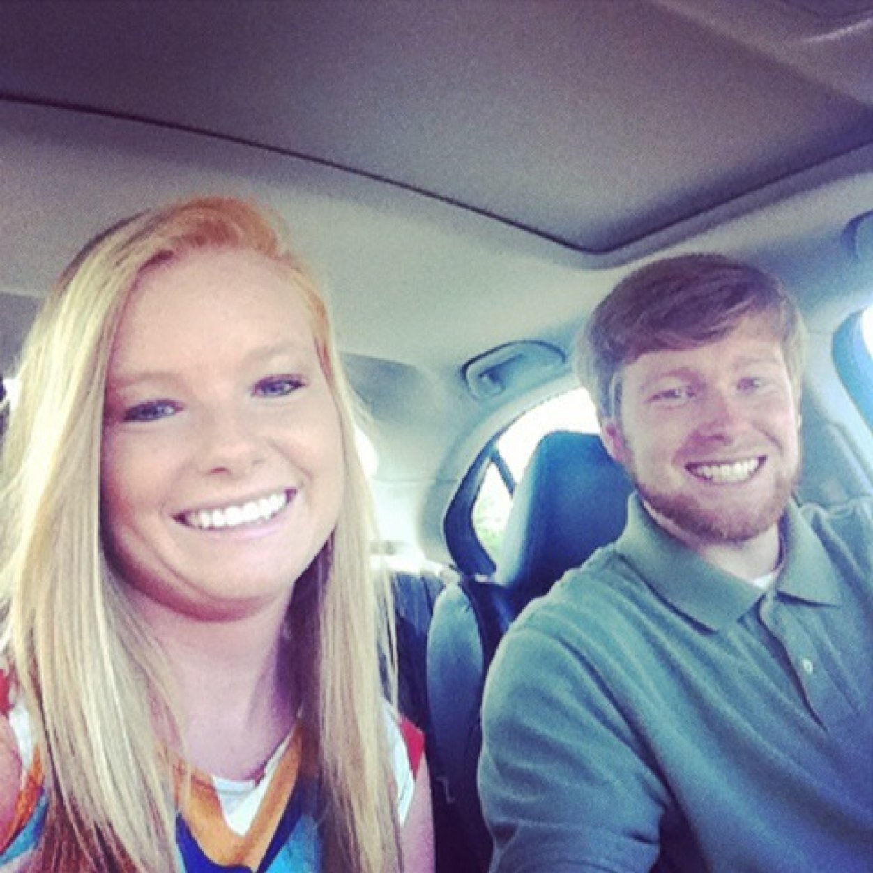 CasandraLeigh10's profile picture. 