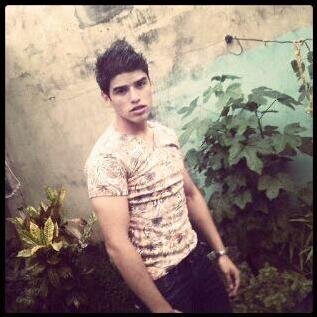 tuprometistes's profile picture. Solo Mira Mis Tweet Ya Veras Como Soy