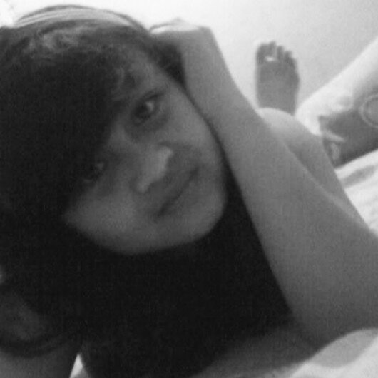 rani_nurfatimah's profile picture. cinta adalah ketulusan :\