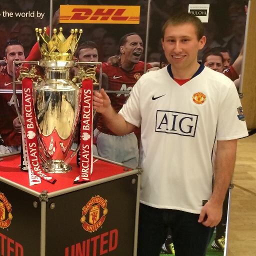 University of Illinois at Urbana-Champaign alum. Manchester United. Polska.
