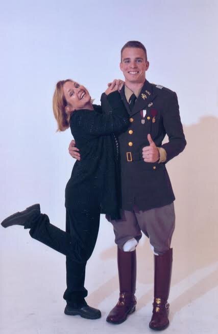 caseylari's profile picture. 