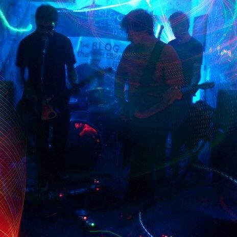 noise pop band from São Paulo, Brazil