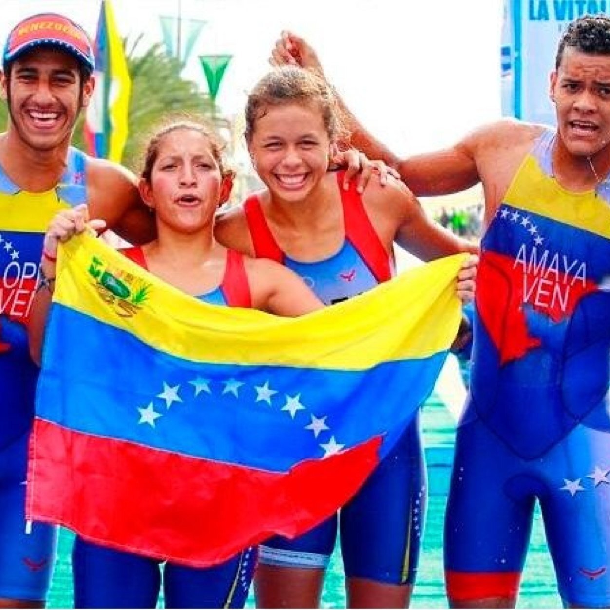 Fanaticos, Athletas, hermanos, deportistas, enamorados del medio ambiente el triathlon y deportes extremos, amantes del hard training