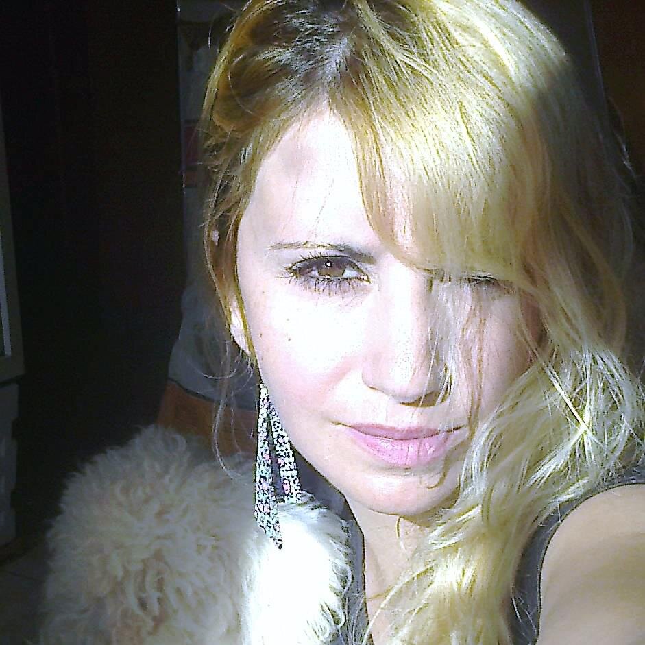 mirnagise's profile picture. TENGO 32 AÑOS ,  4 HIJOS VARONES HERMOSOS !!!    UN ESPOSO MARAVILLOSO ..Y UN CORAZON ENORME LLENO DE AMOR ., Y DE PASION POR TODO LO QUE AMO .