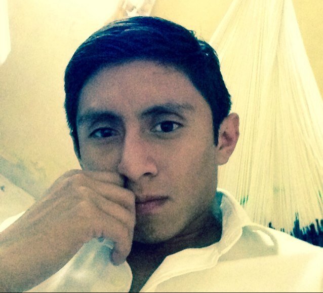 me encanta el relajo adoro a mi familia y el futbol y siempre estoi feliz en las buenas y en la malas :D