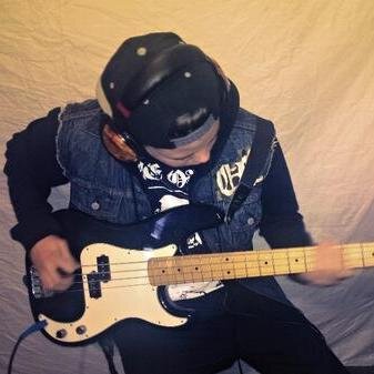 Salvatauren's profile picture. WOLFPVCK / MCMXCIV / NZHC / VHHC Well I play bass for Van Houten, currently study live sound, video games enthusiast and long time nerd.